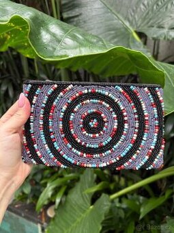 Korálková taštička z BALI (lila)