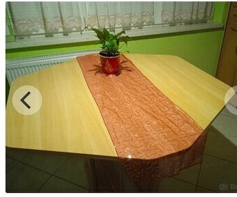 Rozkládací stůl