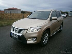 RAV 4 2,2D, Navi, ČR, 4x4 - 1