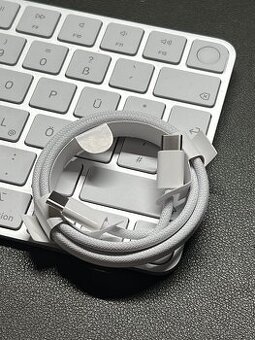 Apple USB-C — USB-C