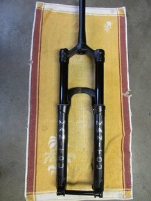Manitou Mezzer Pro - 1