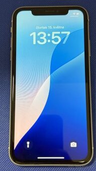 iPhone XR 64GB White, pěkný stav