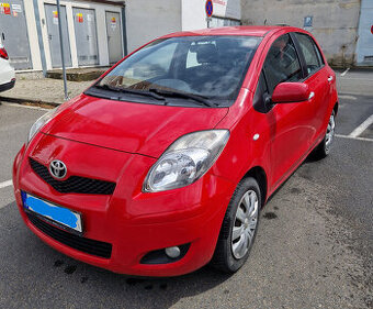 TOYOTA YARIS 1.0 51kw,BENZIN,PŮVOD ČR,KLIMA, TAŽNÉ