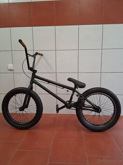 BMX MONGOOSE L 500