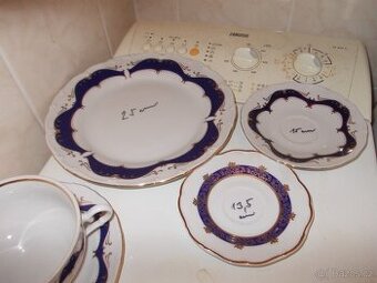 PRODÁM STARÝ PORCELÁN MZ K.Vary - 1
