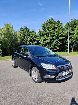Ford Focus 1.6i 74 kW, hatchback, manual, 2011, 140tkm