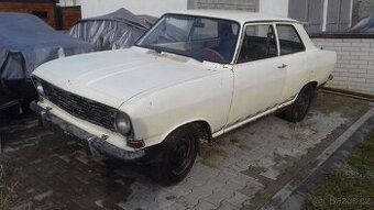 Opel Kadett B - dvoudveřový 1965 - 1972 (mám oba modely) - 1