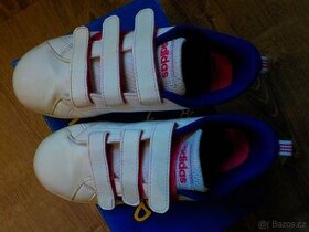 Botasky zn. Adidas vel. 33, tenisky zn. Befado vel. 33