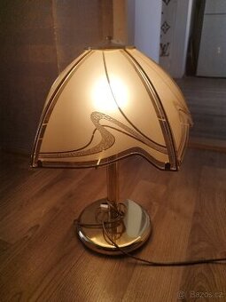 STOLNÍ LAMPA