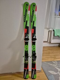 Prodám carving dětské lyže 130