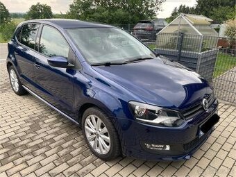 VW POLO 6R 2011 1,4 63KW MODEL TEAM 2011 TOP STAV