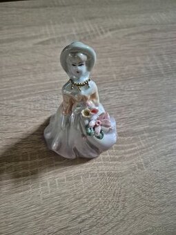 Porcelánový zvoneček