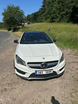 Mercedes CLA 45 AMG