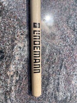 bubenická palička VIC FIRTH - Lindemann