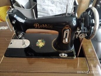 Šicí stroj Bobbin