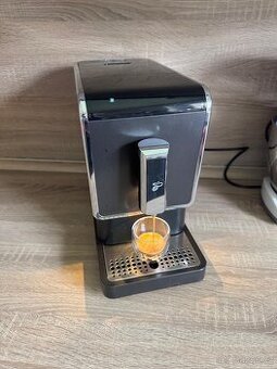 Kávovar tchibo espreto caffé , automatický kávovar