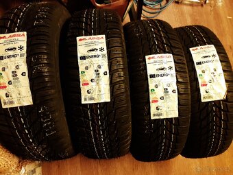 185/60R14 82H = 5Jx14 H2 ET35 = ZIMNÍ PNEU