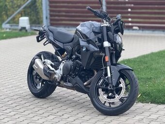 BMW F900R