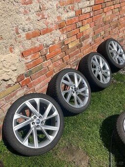 Alu kola Škoda Scala 205/45 R18