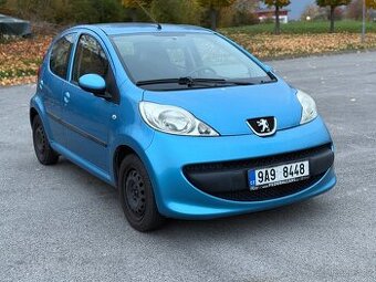 Peugeot 107 1.0 50kw 2009 1.majitel ČR