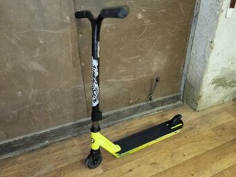 Freestyle koloběžka do 13 let