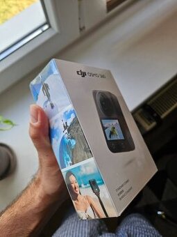 DJI Osmo 360 Standard Combo