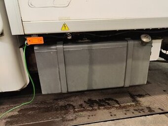 palivová nádrž 200l