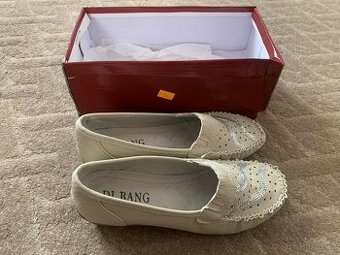 Dámské polobotky (nové) vel. 38