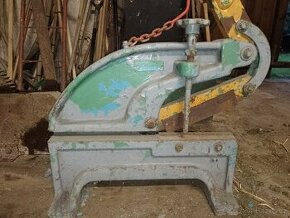 Velké pákové nůžky na plech