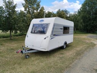 Caravelair 400   r,v,2013