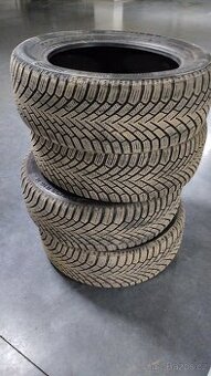 Sada zimních pneu 205/55/16 Continental