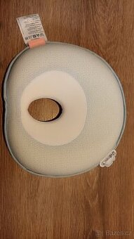 Podhlavníček babymoov