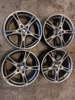 M-paket ALU disky 5x120 R19