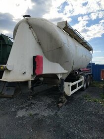 Cisternu na návoz kejdy a digestátu Spitzer silo