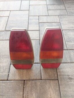 Zadní světla Škoda 105