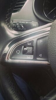 ROLOVACI KOLECKA NA MULTIFUNKCNI VOLANT - 1