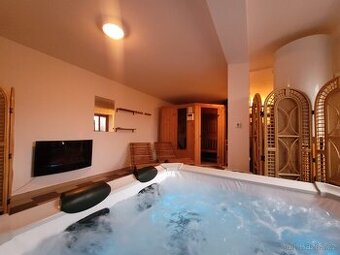 Prodám skládací pevnou vířivku MSPA Oslo