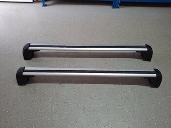 Střešní hliníkové nosiče na Peugeot 2008 P24