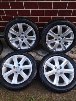 ALU Peugeot 4x108 R16 / Nokian xline 195/55 R16 87H