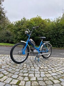 Jawa stadion s11 ,, ušák “