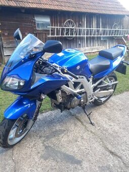 Suzuki SV650S modrá