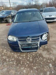 Vokswagen Golf 4 ,1.9TDI r.v 2004 nahr.dily
