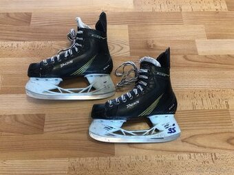 Brusle CCM Tacks 2052, vel. 35