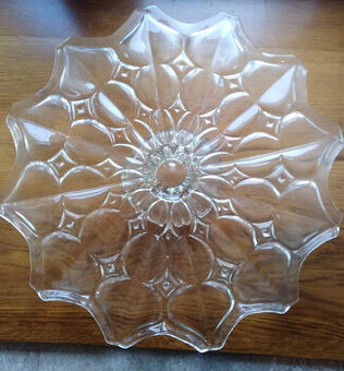 Velký skleněný servírovací podnos - nástolec .