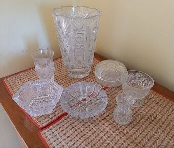 Broušené sklo (servis), modrý servis (džbán + skleničky)