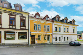 Prodej, rodinný dům s obchodem 240 m², zahrada 374 m², Bečov