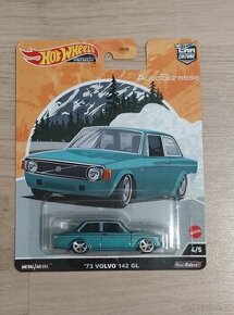 Hot Wheels Premium Volvo 142 GL