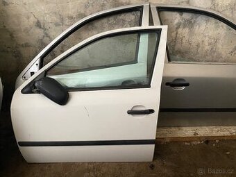 Škoda Octavia 1 dveře,kliky,zrcátka,zadní narazniky - 1