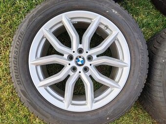 Nový stavObuté originální disky alu BMW 5X112 10 zimní pneu