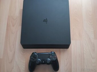 PlayStation 4 Slim 1tb + 5 her